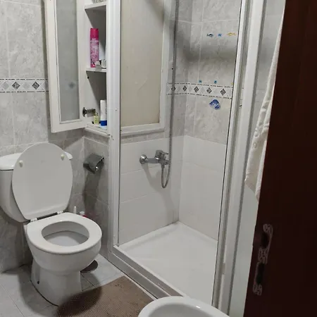 1 комната в квартире Konukevi Las Palmas de Gran Canaria